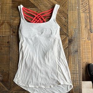 Lululemon ladies tank top with built in padded bra
